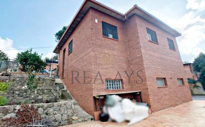 Vista exterior de Casa o xalet en venda en Olesa de Bonesvalls amb Calefacció, Jardí privat i Terrassa