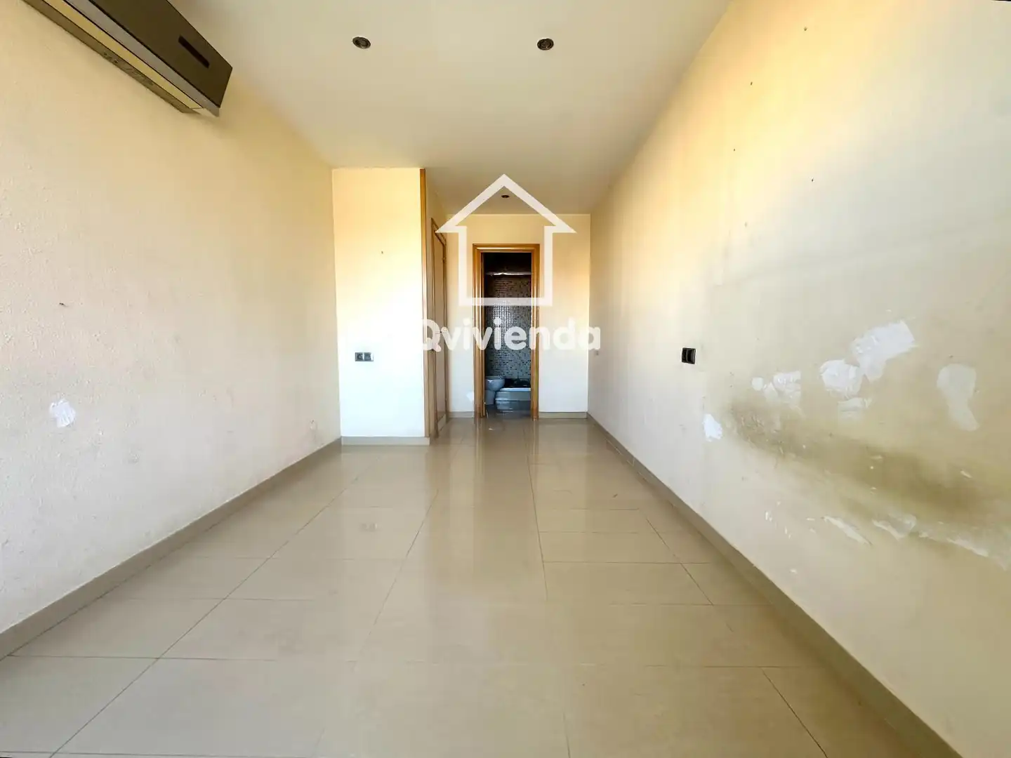 Flat for sale in Sabadell  with Terrace