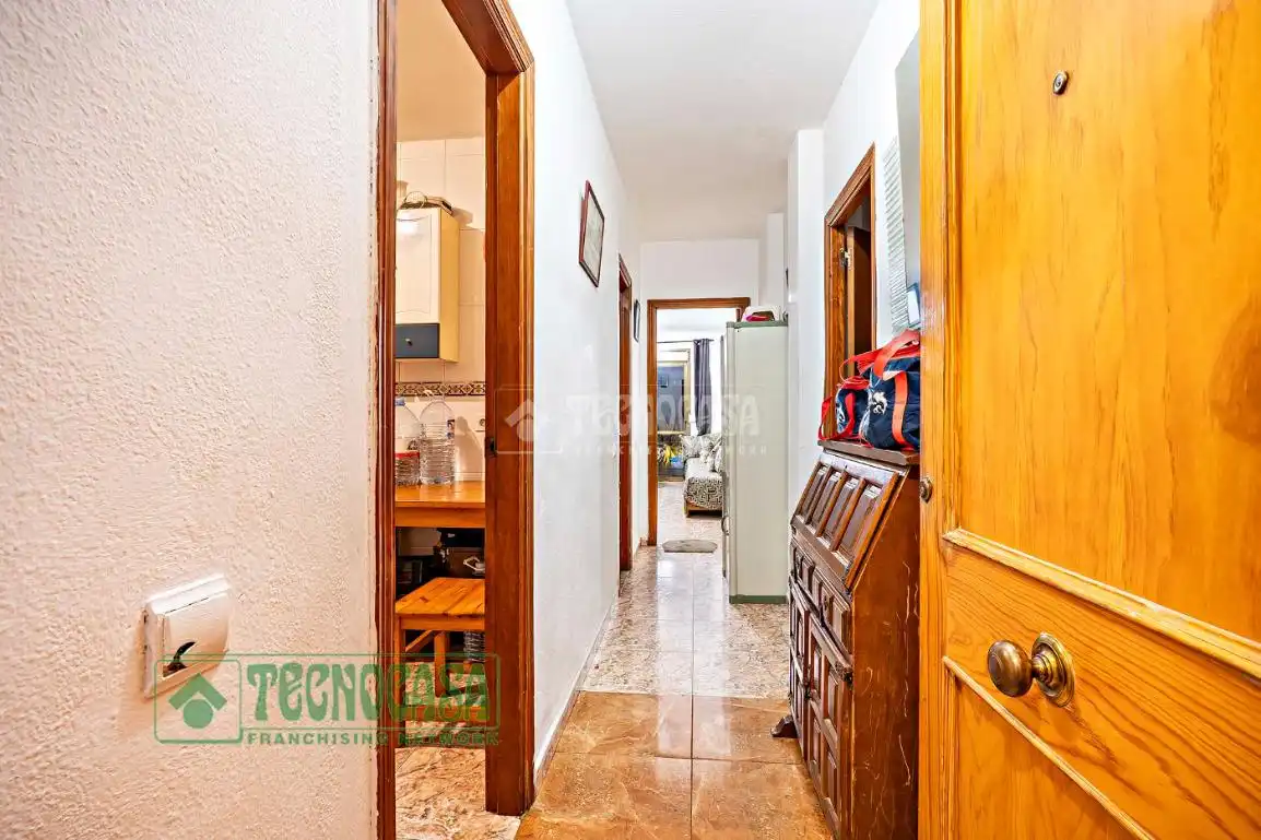 Wohnung zum Verkauf in La Mojonera mit Klimaanlage, Heizung und Terrasse