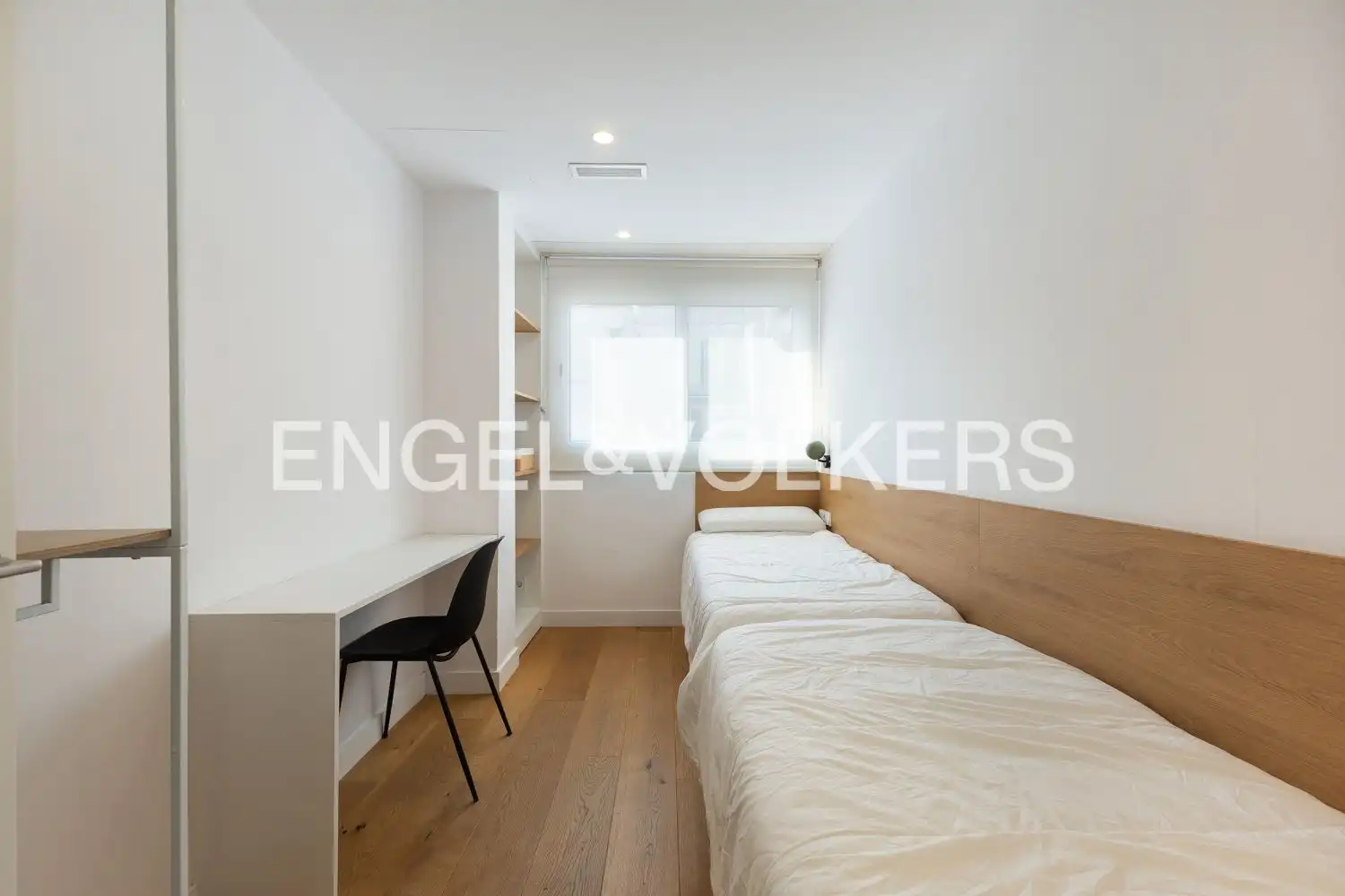 Habitación de Piso de alquiler en Valencia con Aire acondicionado, Calefacción y Balcón