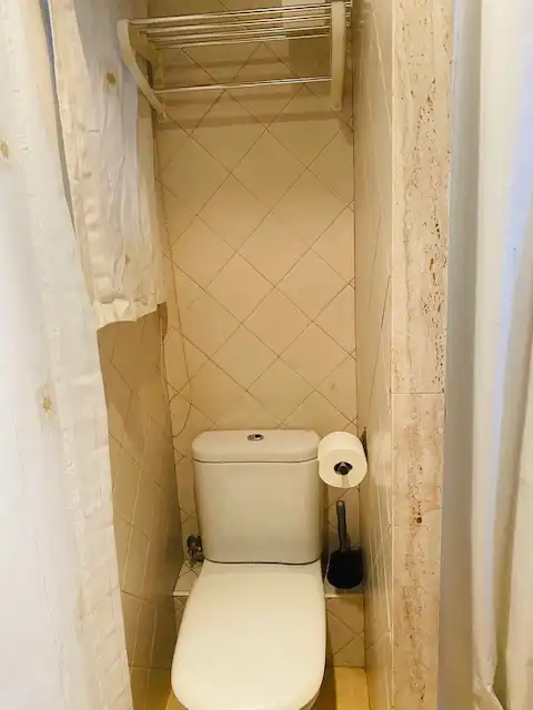 Baño de Piso en venta en Barcelona con Calefacción y Horno