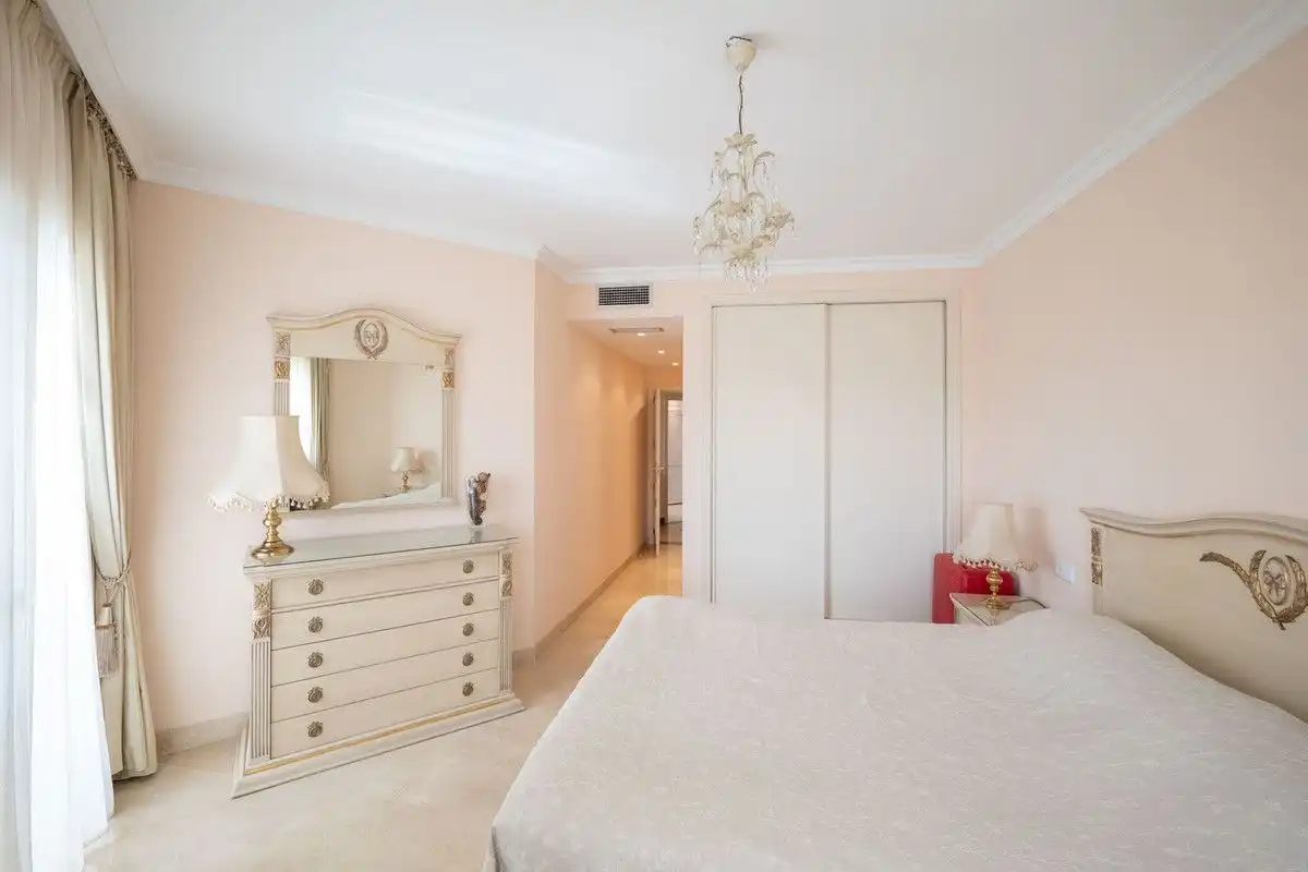 Apartamento de alquiler en Bel - Air