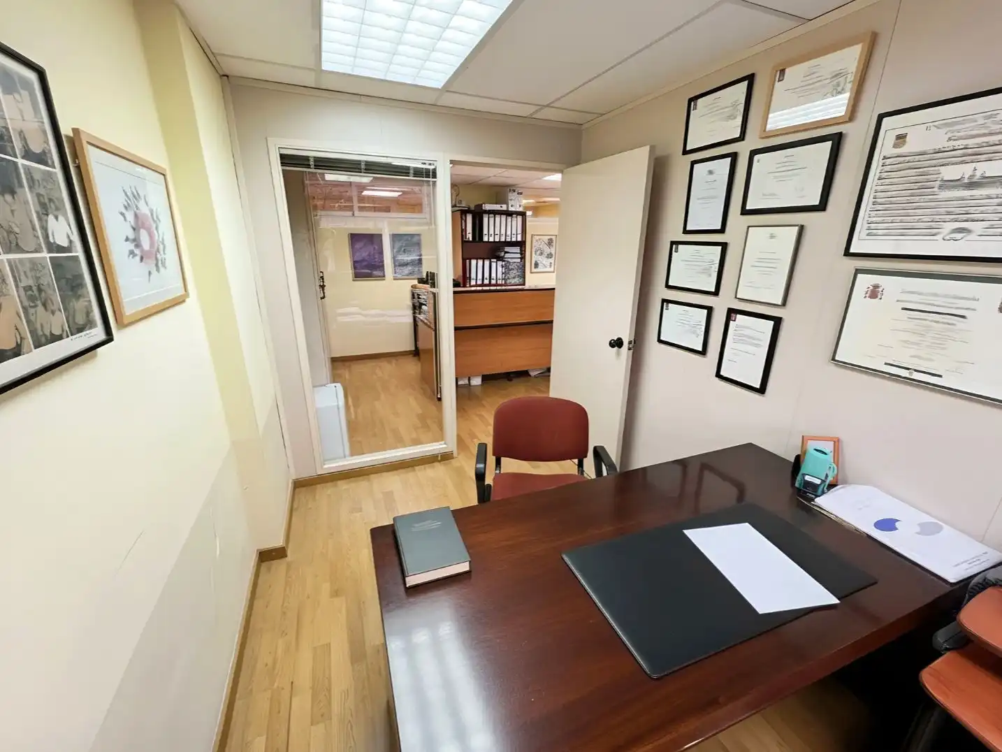 Oficina en venta en Barcelona con Aire acondicionado, Amueblado y Internet