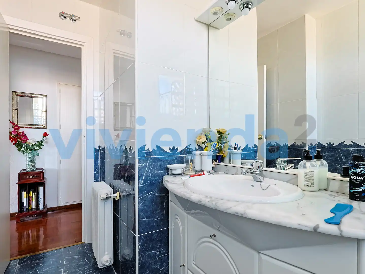 Bathroom of Flat for sale in Madrid  with Heating, Terrace and Storage room
