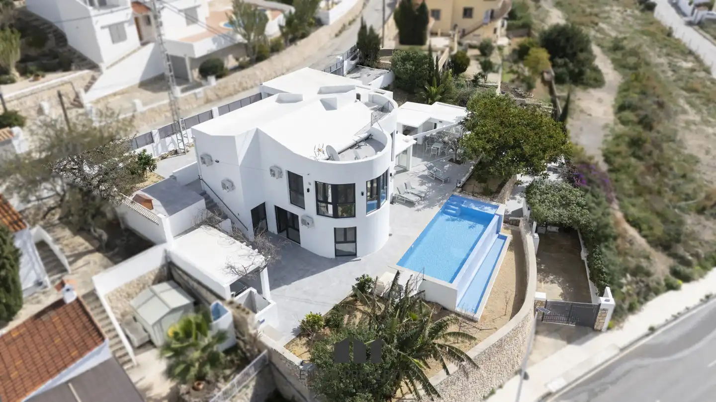 Villa con piscina in vendita a Benicolada - Las Adelfas, imagen 2