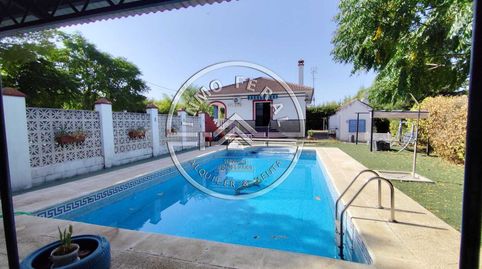 Chalet en venta en Los Algarbes, 4 dormitorios., imagen 3
