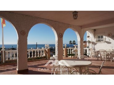 Chalet en venta en Caleta de Vélez