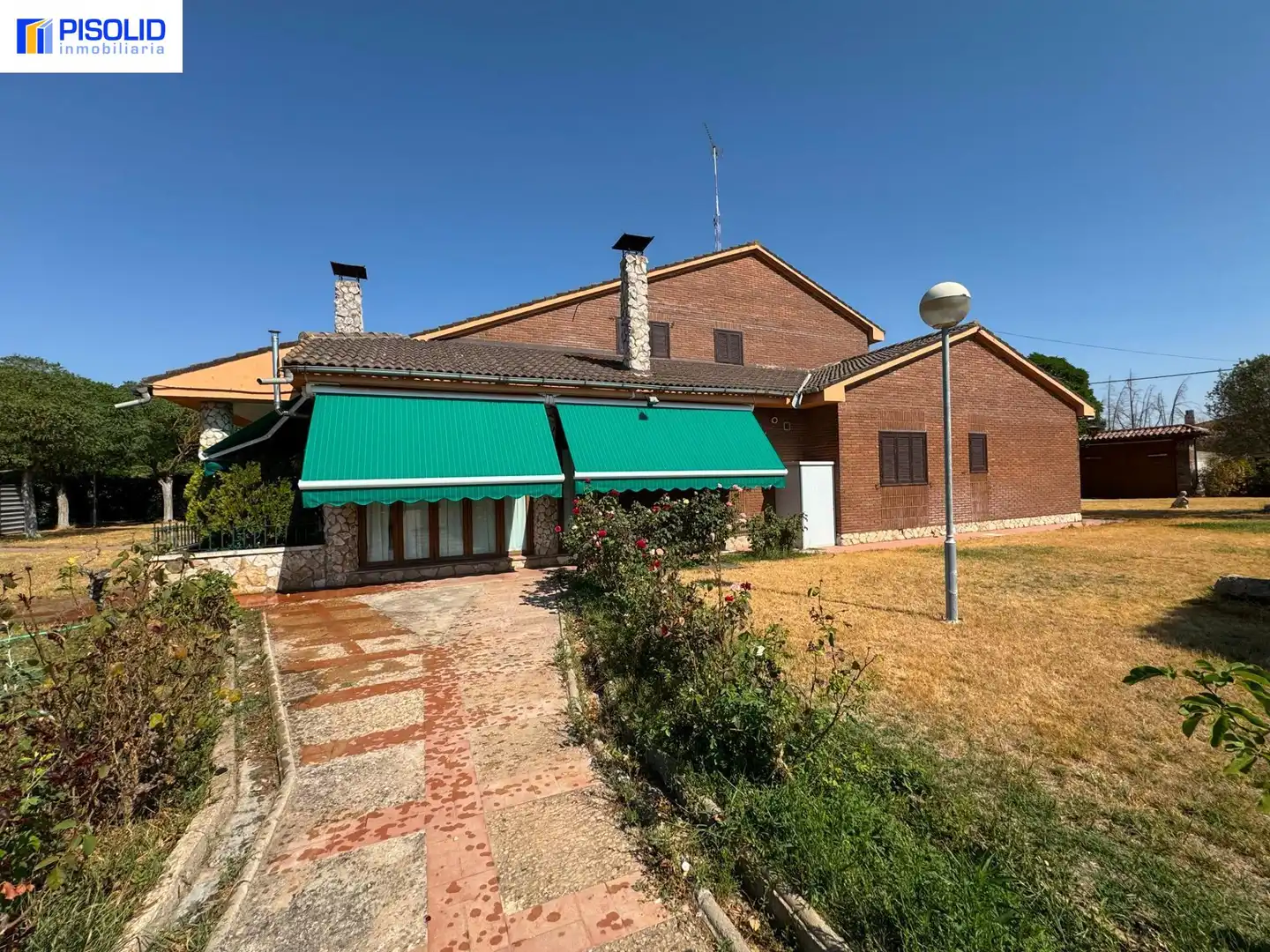 Vista exterior de Finca rústica en venda en Corcos amb Calefacció i Piscina