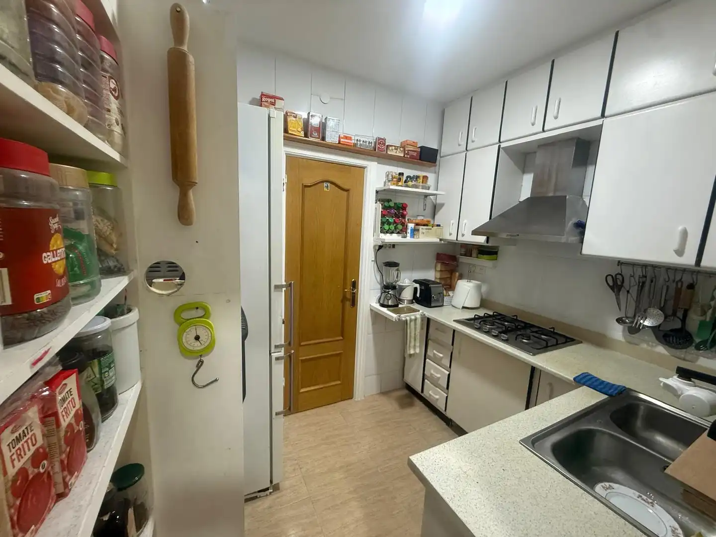 Kitchen of Flat for sale in Esplugues de Llobregat
