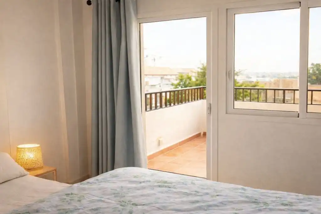 Bedroom of Apartments for sale in El Campello  with Air Conditioner, Balcony and Community pool