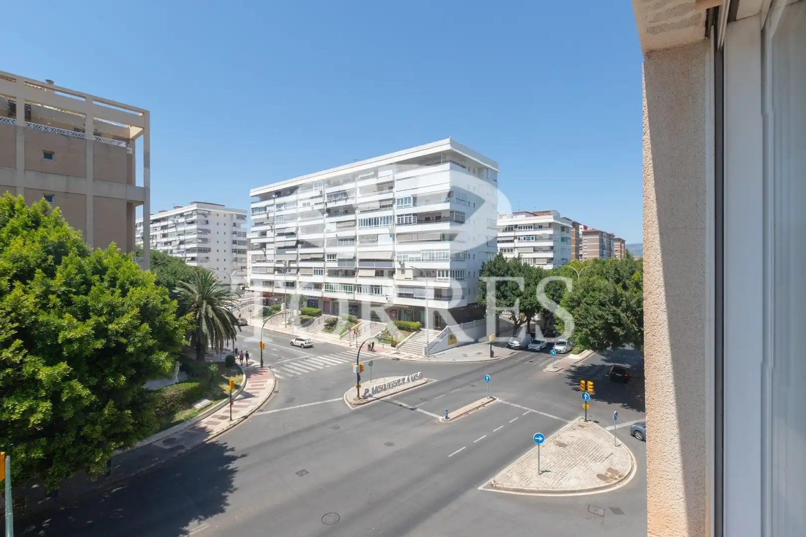 Vista exterior de Piso en venta en Málaga con Aire acondicionado, Parquet y Piscina comunitaria