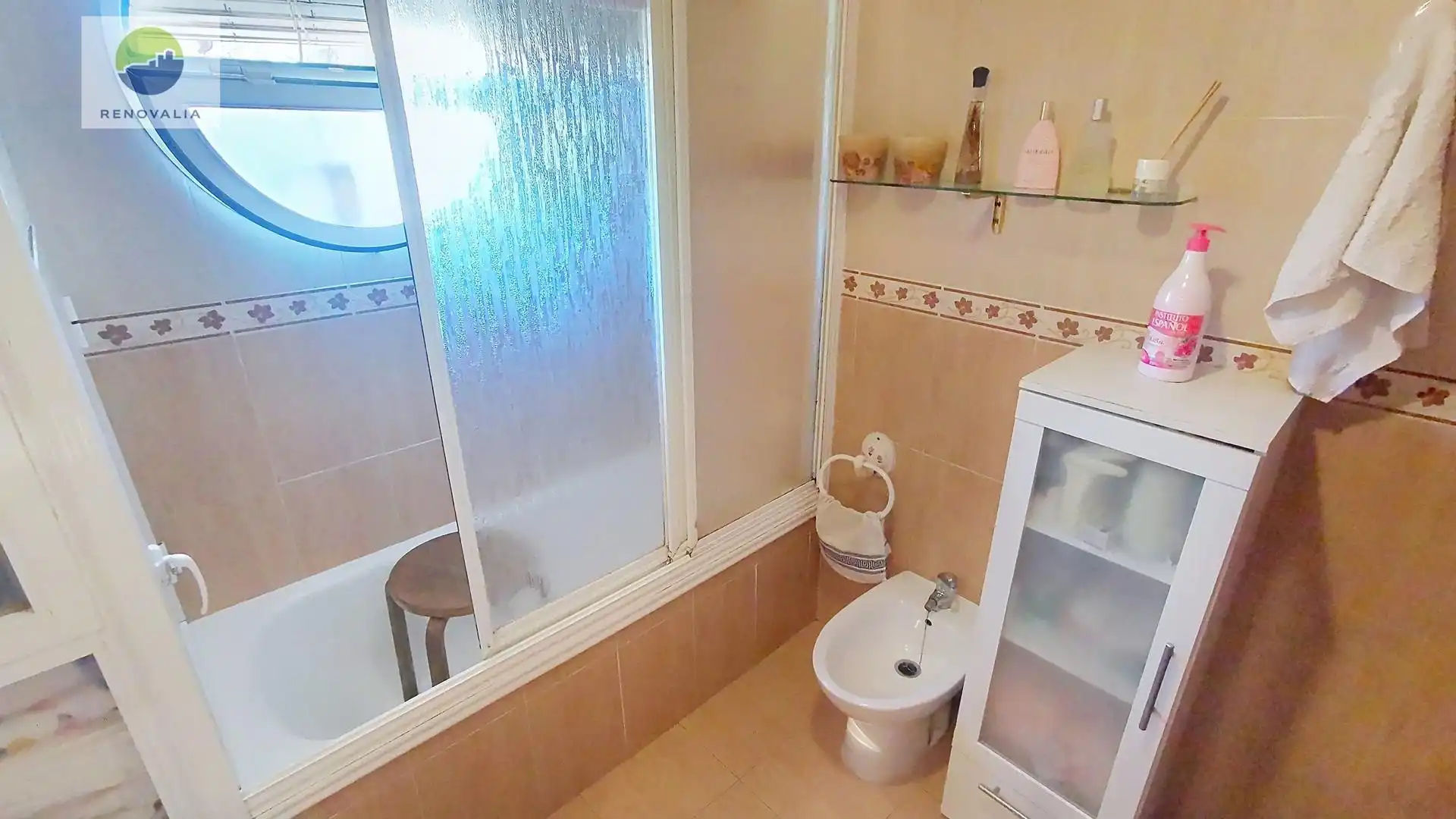 Baño de Casa adosada en venta en Ogíjares con Aire acondicionado, Calefacción y Terraza