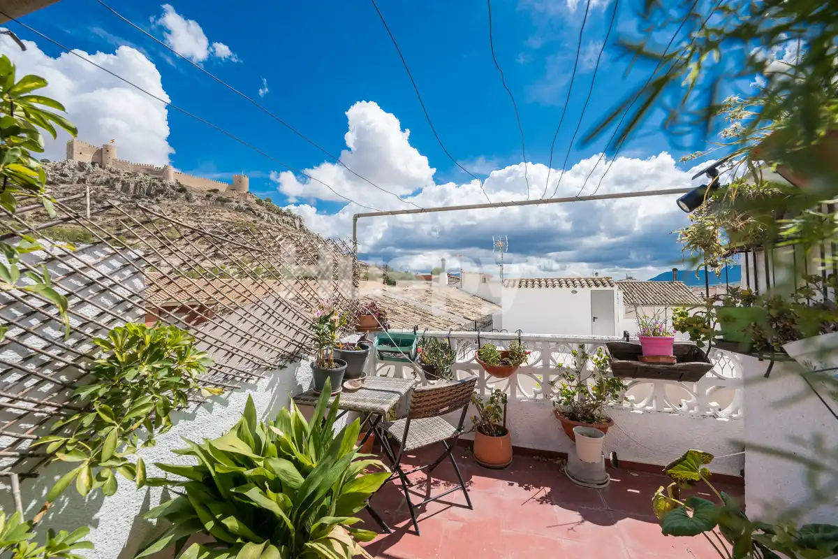 Casa amb terrassa en venda a Carrer Biar, imagen 4
