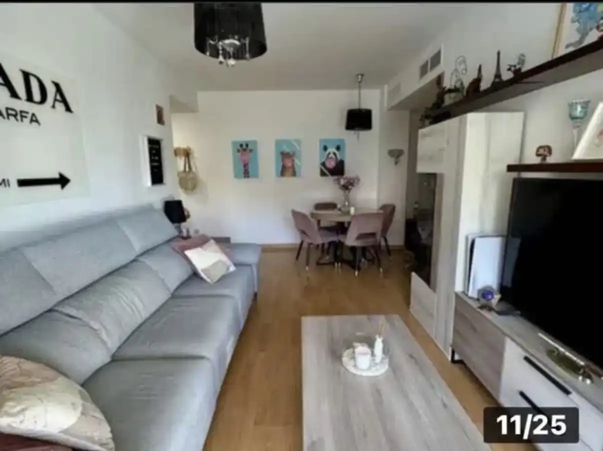 Sala d'estar de Pis en venda en Benalmádena amb Aire condicionat, Piscina i Balcó
