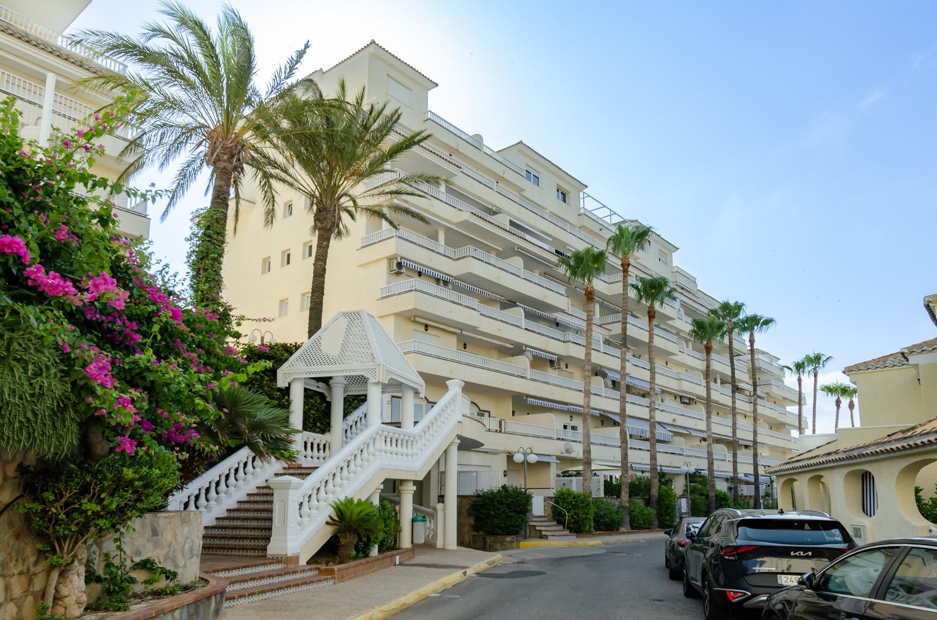 Exterior view of Flat for sale in La Manga del Mar Menor  with Air Conditioner, Terrace and Community pool