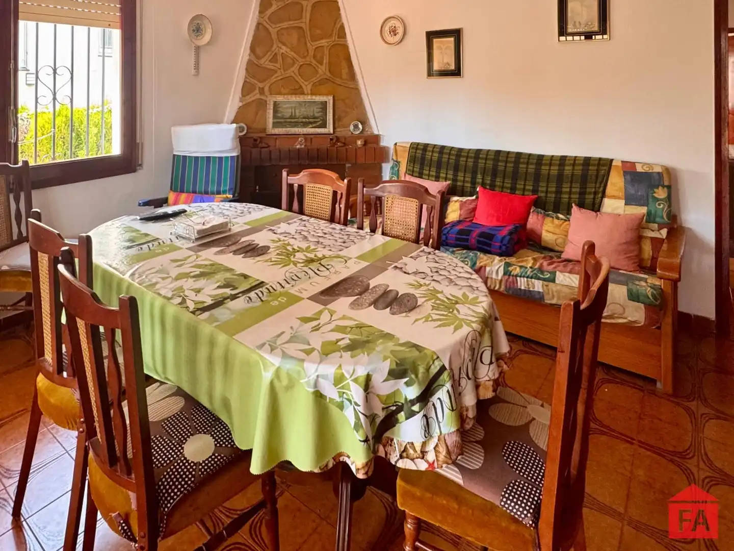 Comedor de Casa o chalet en venta en El Vendrell con Aire acondicionado, Calefacción y Jardín privado