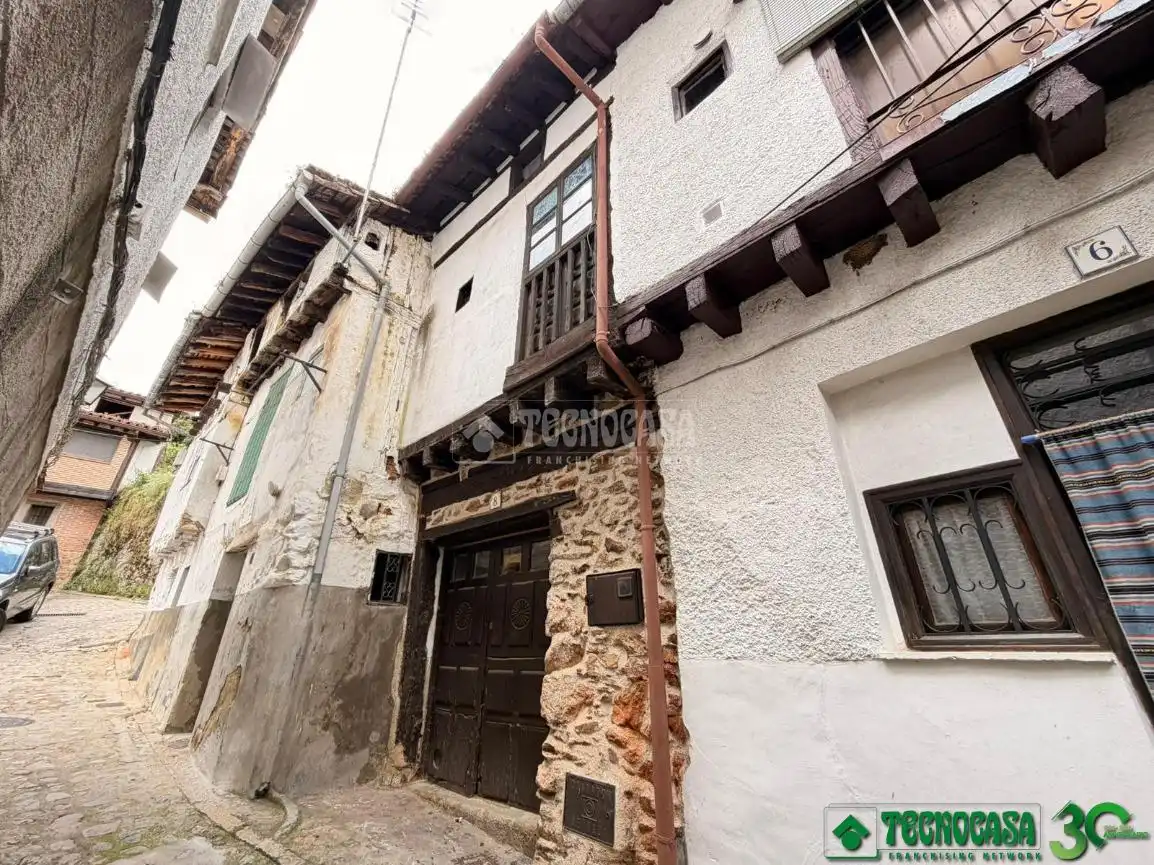 Vista exterior de Casa adosada en venda en Guisando amb Calefacció