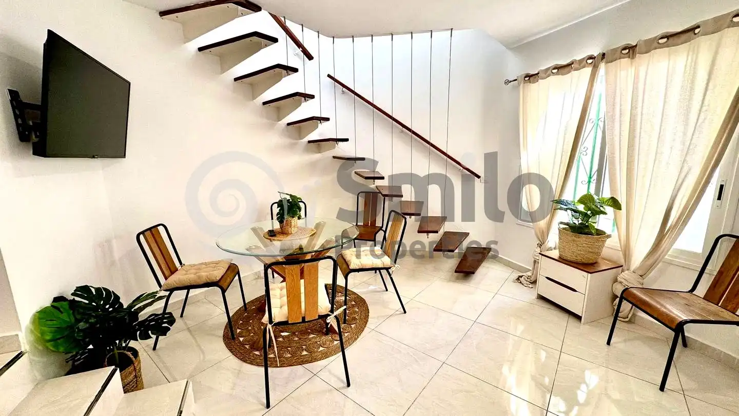 Bungalow with pool for sale in Arquitecto Gómez Cuesta 3, imagen 3