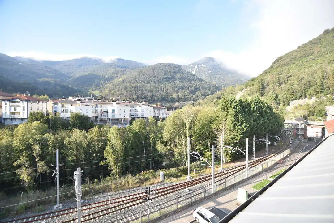 Vista exterior de Pis en venda en Mendaro, Gipuzkoa