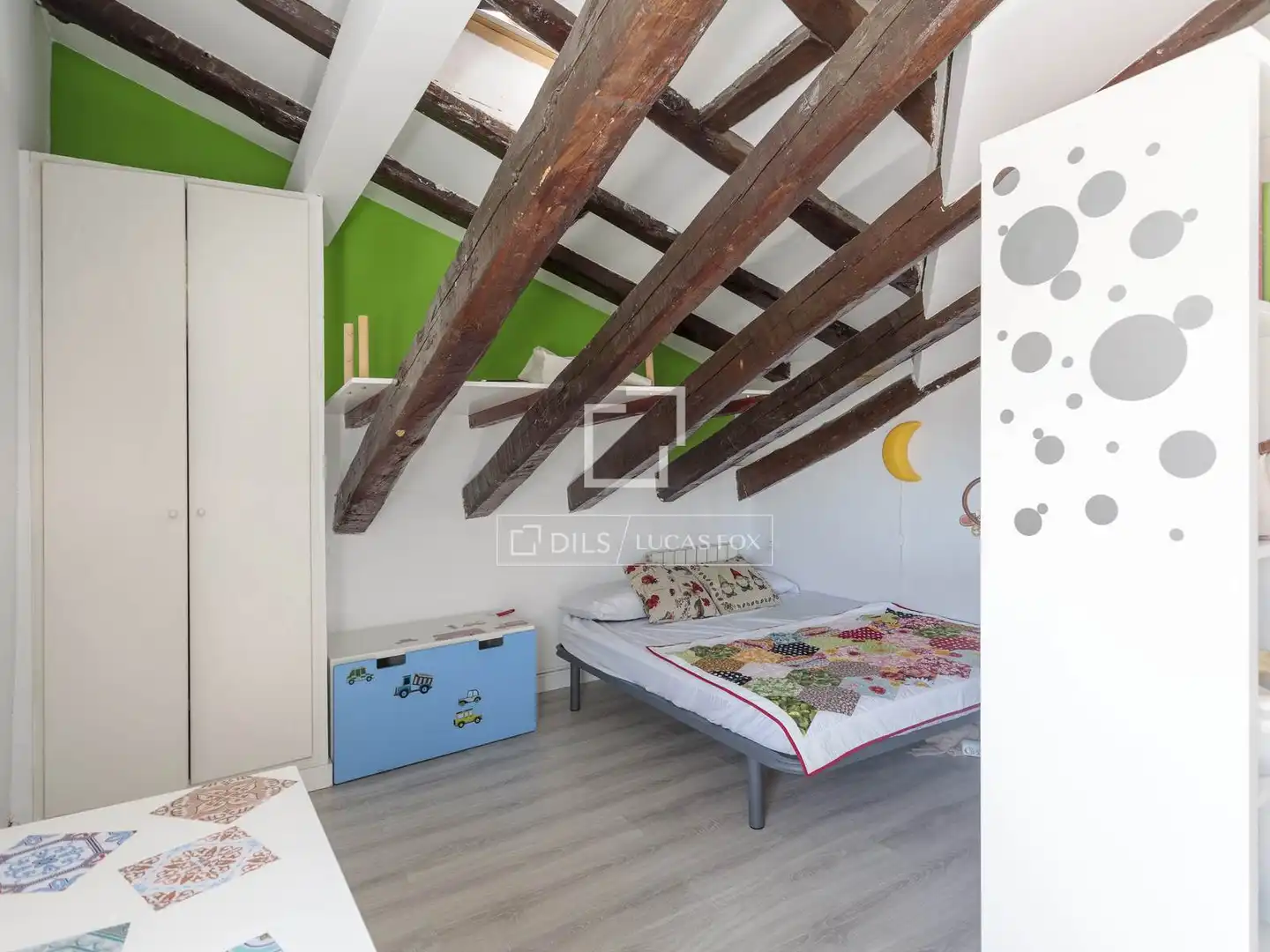 Schlafzimmer von Dachboden zur Miete in Villar y Velasco mit Klimaanlage und Möbliert