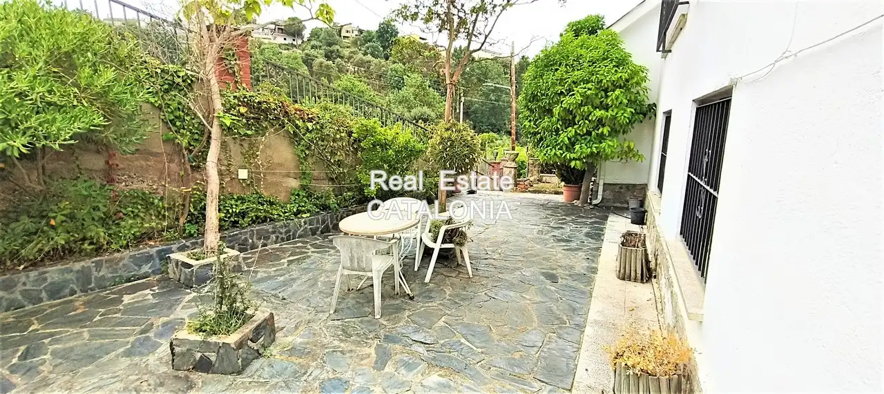 Vista exterior de Casa o xalet en venda en Maçanet de la Selva amb Calefacció, Jardí privat i Terrassa