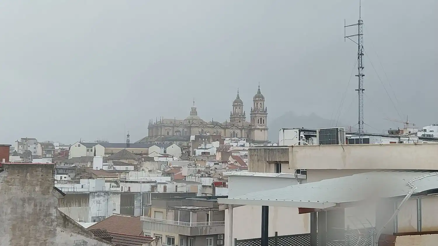 Vista exterior de Piso de alquiler en Jaén con Aire acondicionado, Calefacción y Parquet