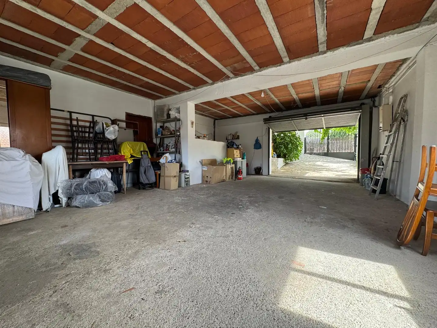 Parking de Casa o chalet en venta en Cervelló con Calefacción, Jardín privado y Terraza