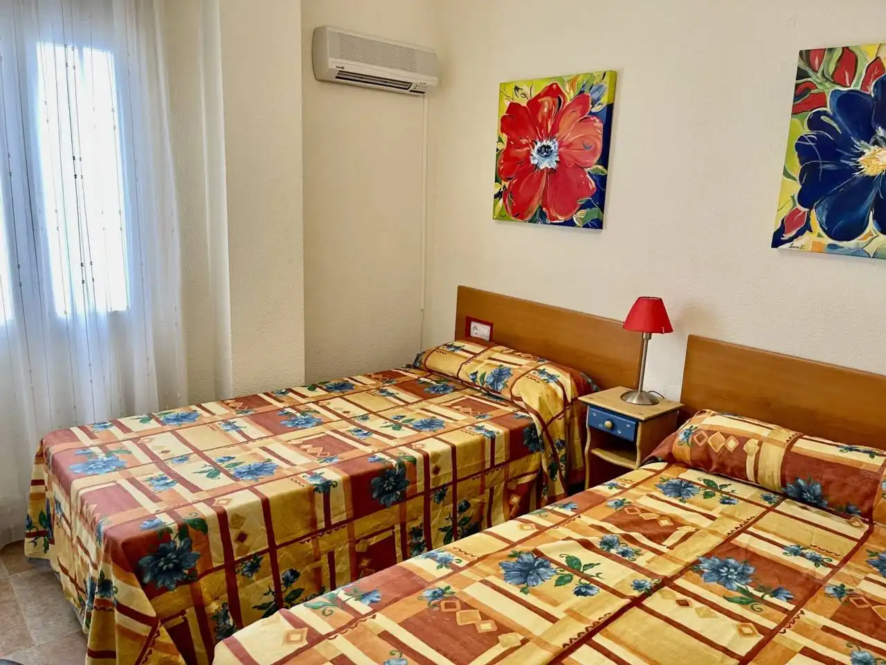 Bedroom of Flat for rent in El Campello  with Terrace, Furnished and Community pool