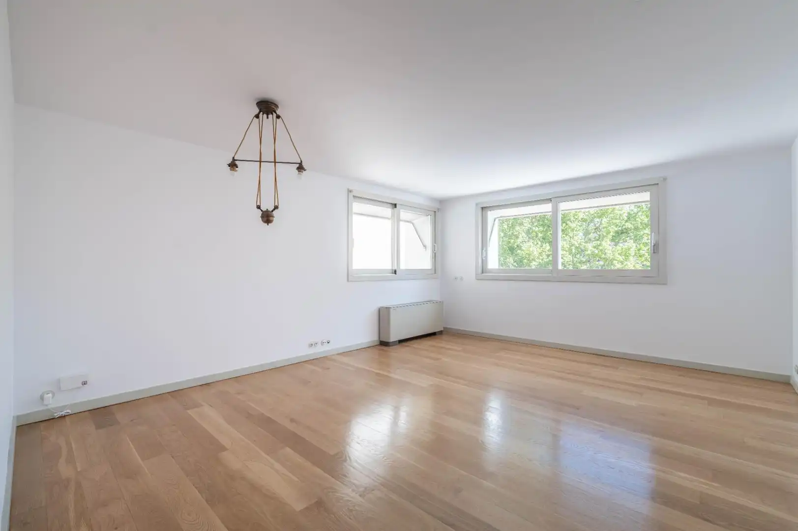 Habitación de Piso en venta en Granada con Calefacción, Parquet y Alarma