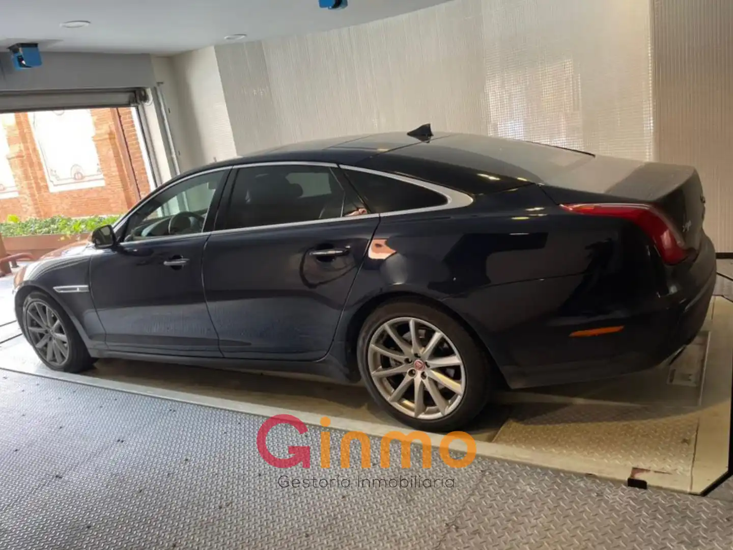 Parking de Garaje en venta en Madrid con Alarma