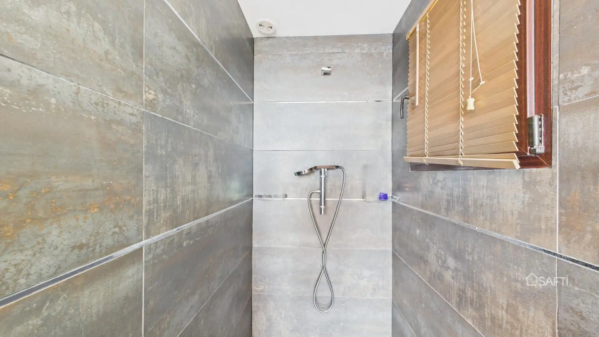 Bany de Apartament en venda en Andratx amb Aire condicionat, Balcó i Piscina comunitària