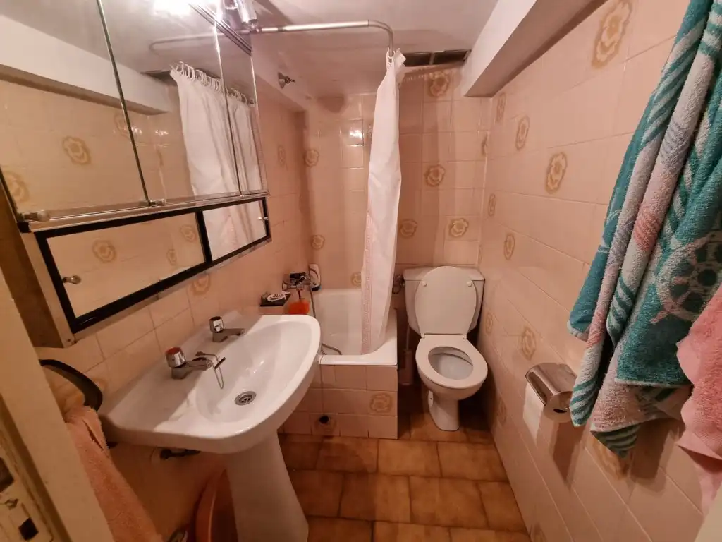 Bathroom of Houses for sale in Uruñuela  with Furnished