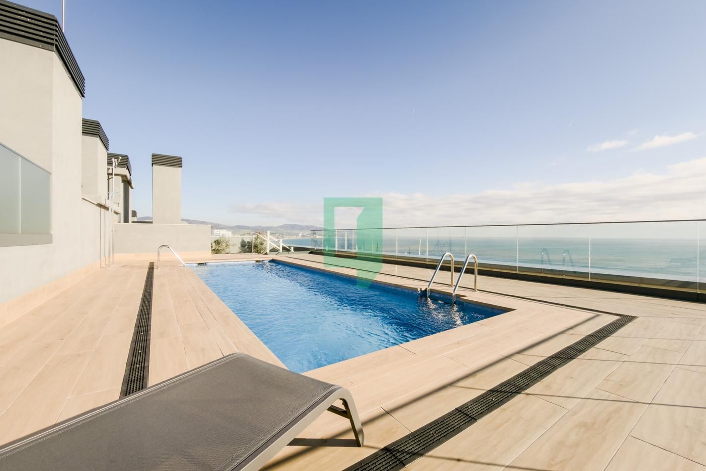 Swimming pool of Flat for sale in Badalona  with Air Conditioner, Heating and Terrace