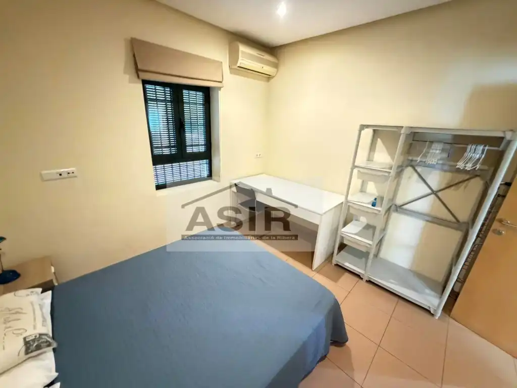 Bedroom of Flat for rent in Alzira