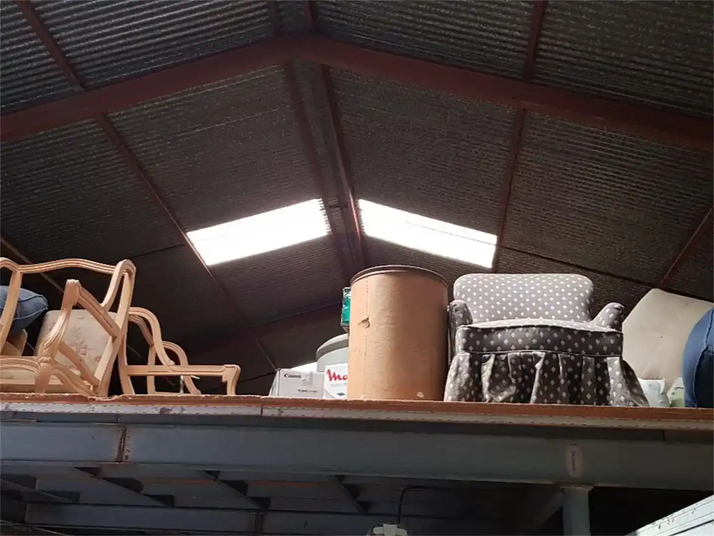 Nave industrial en venta en Tomares