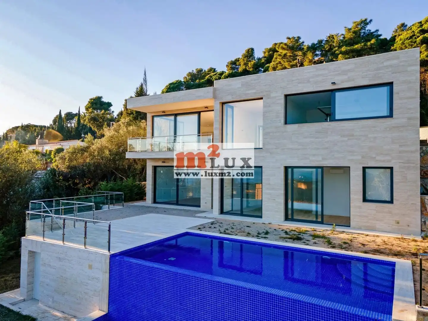 Haus mit Pool zum Verkauf in Carrer Margarida Xirgu 22, imagen 6