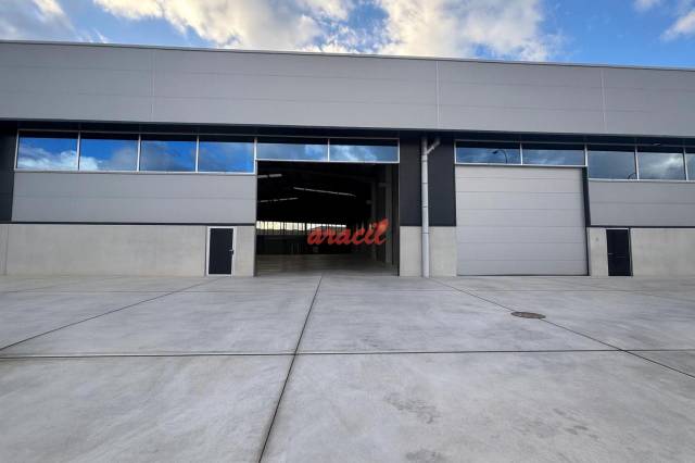 Nave industrial en Alquiler en O Pereiro de Aguiar