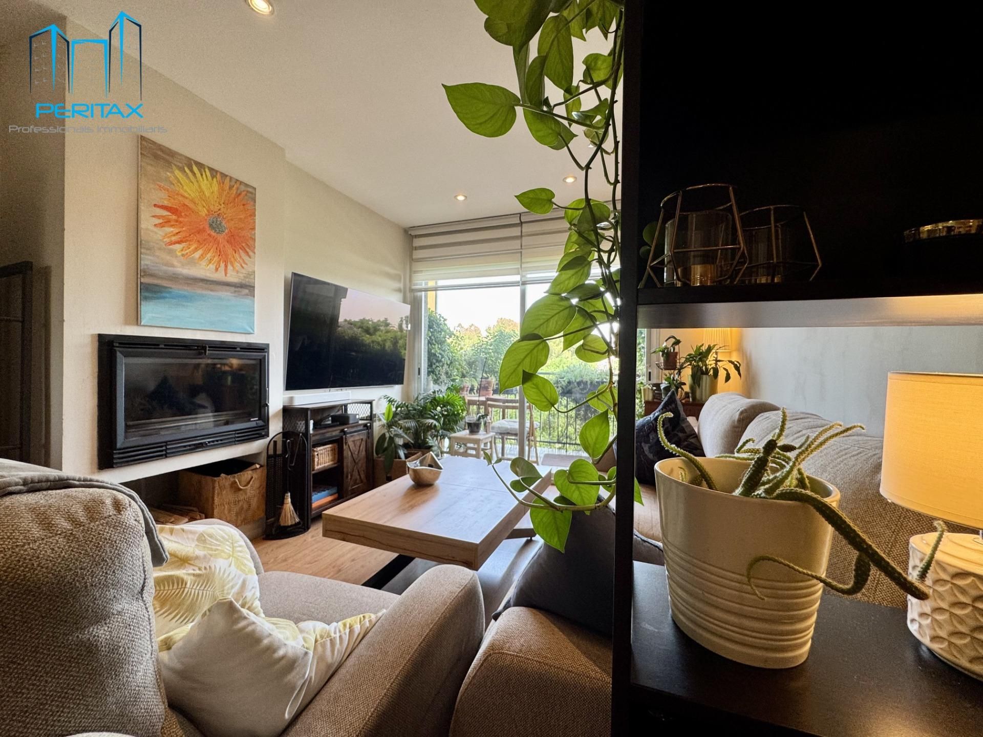 Flat for sale in Ronda BELLESGUARD DE, Sol i Padris - Sant Oleguer