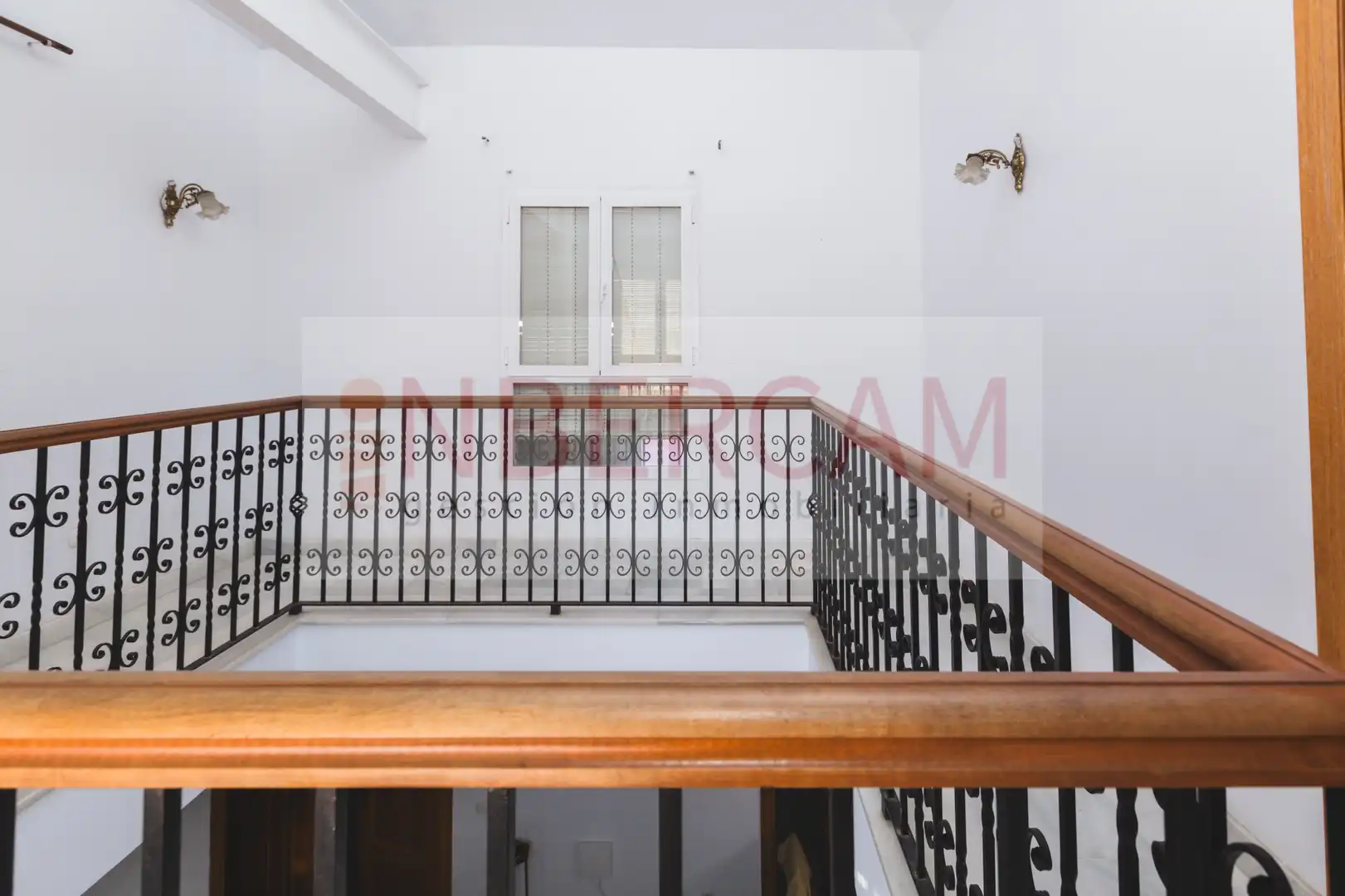 Einfamilien-Reihenhaus zum Verkauf in El Ejido mit Privatgarten, Terrasse und Balkon