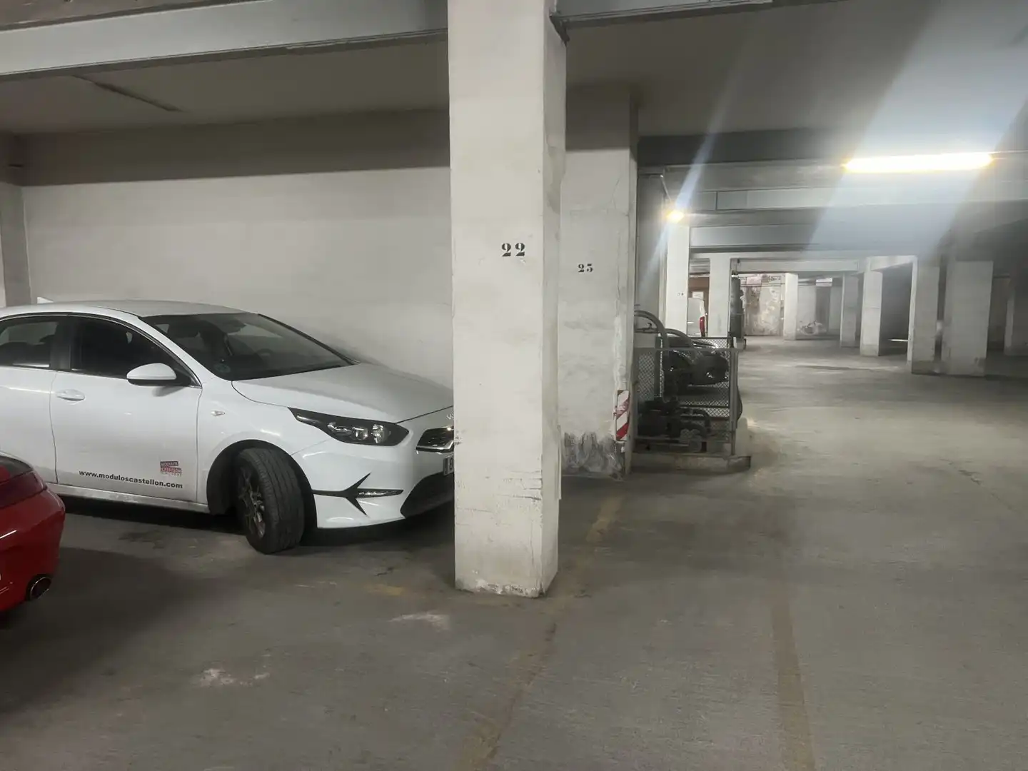 Aparcament de Pis en venda en Castellón de la Plana / Castelló de la Plana amb Aire condicionat, Traster i Balcó