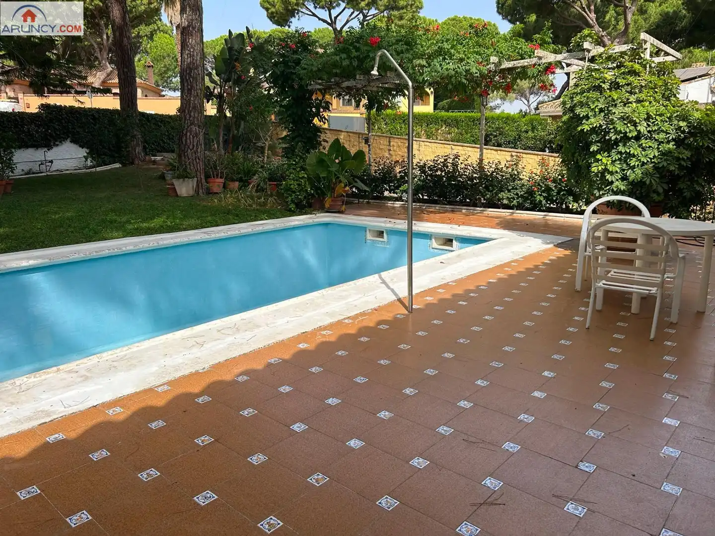 Swimming pool of Houses for rent in Alcalá de Guadaira  with Air Conditioner, Private garden and Terrace