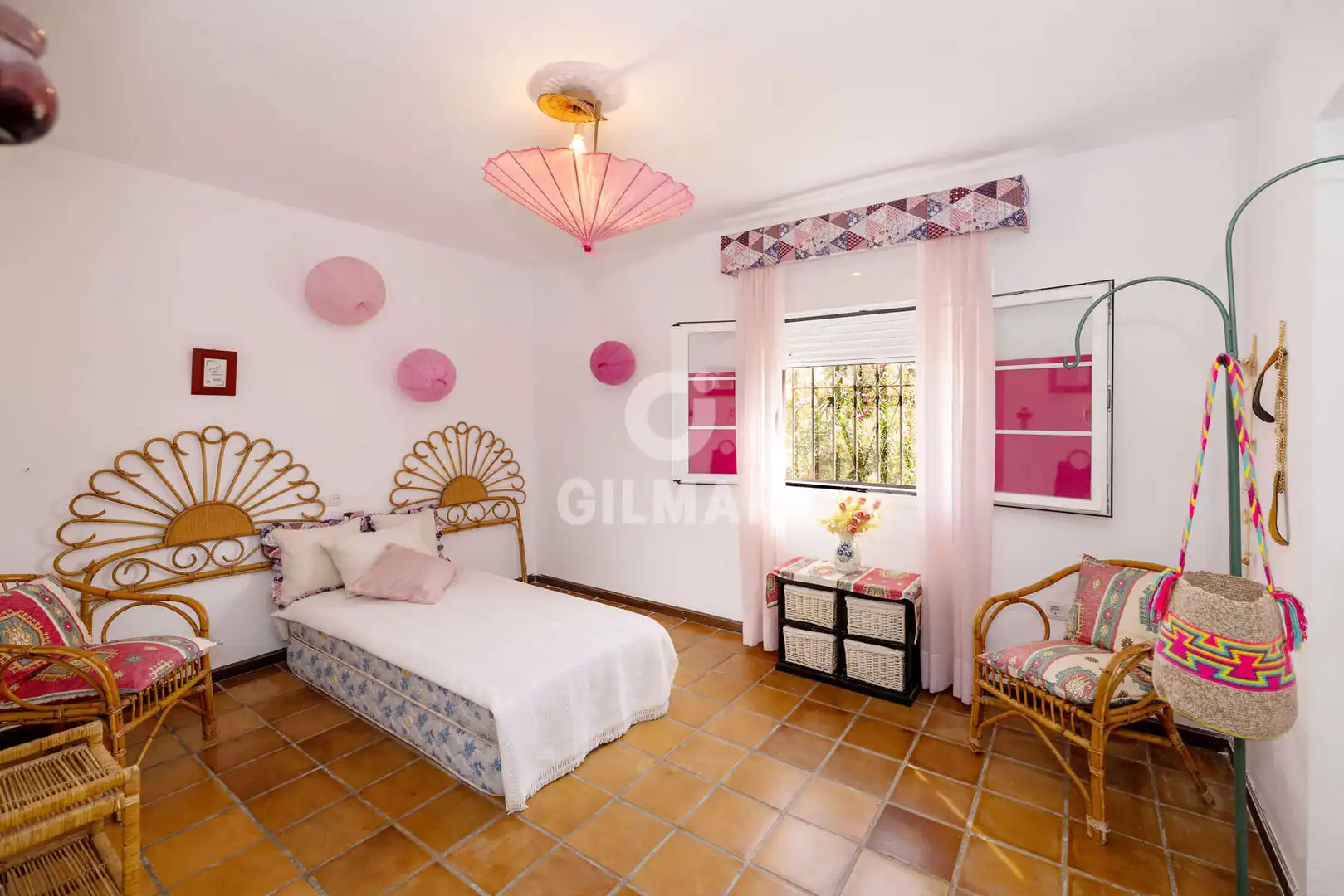 Dormitori de Casa o xalet en venda en Estepona amb Jardí privat