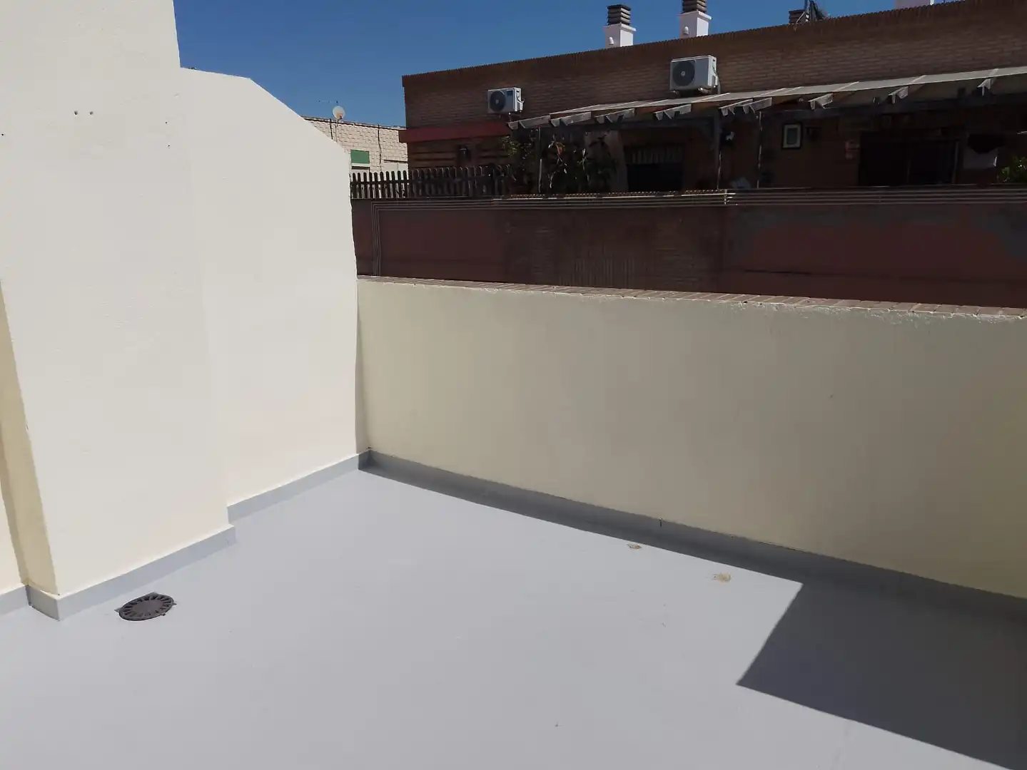 Terrasse von Dachboden zur Miete in Paterna mit Terrasse, Ofen und Balkon