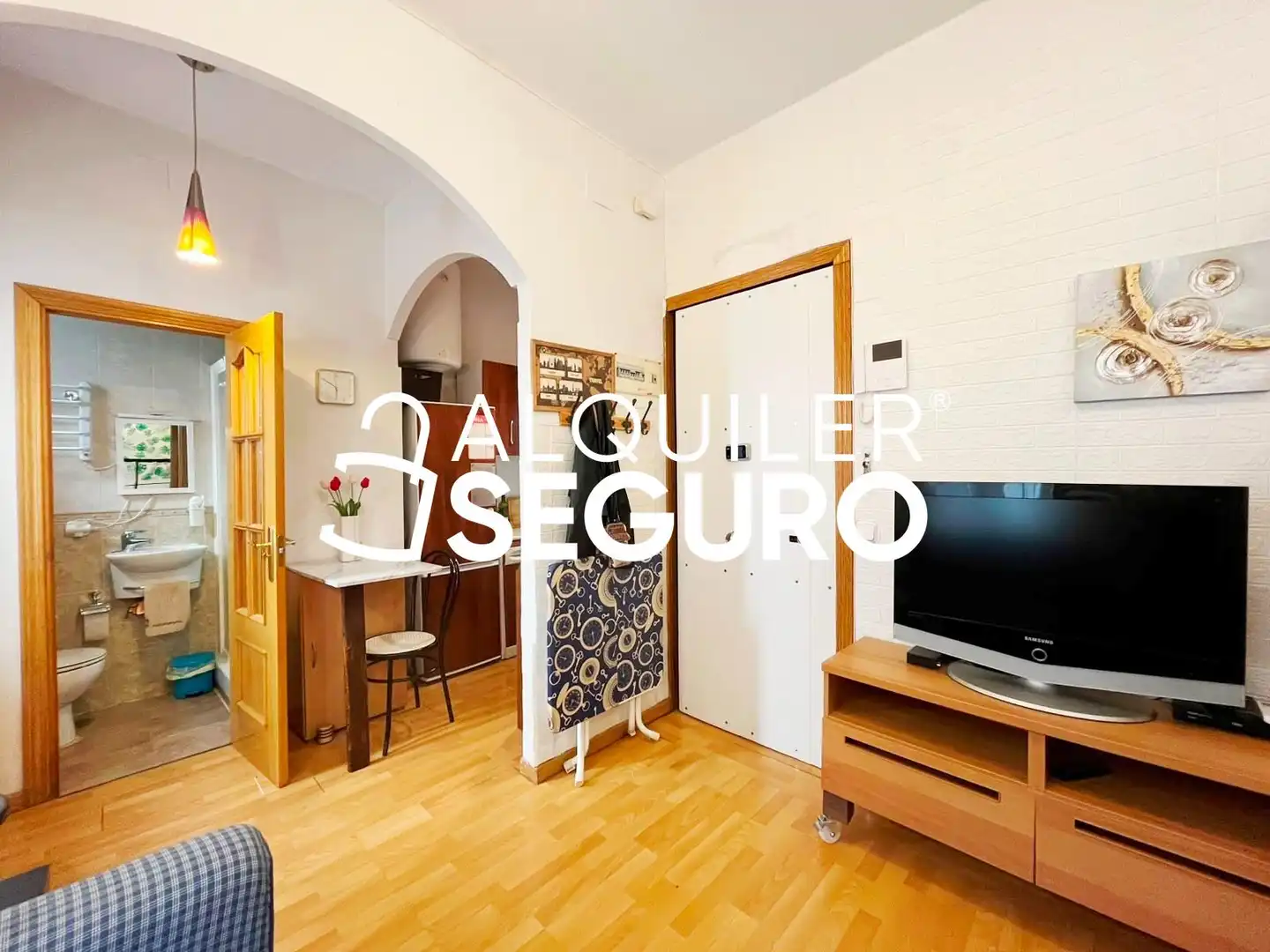 Habitación de Estudio de alquiler en Madrid con Aire acondicionado, Calefacción y Amueblado