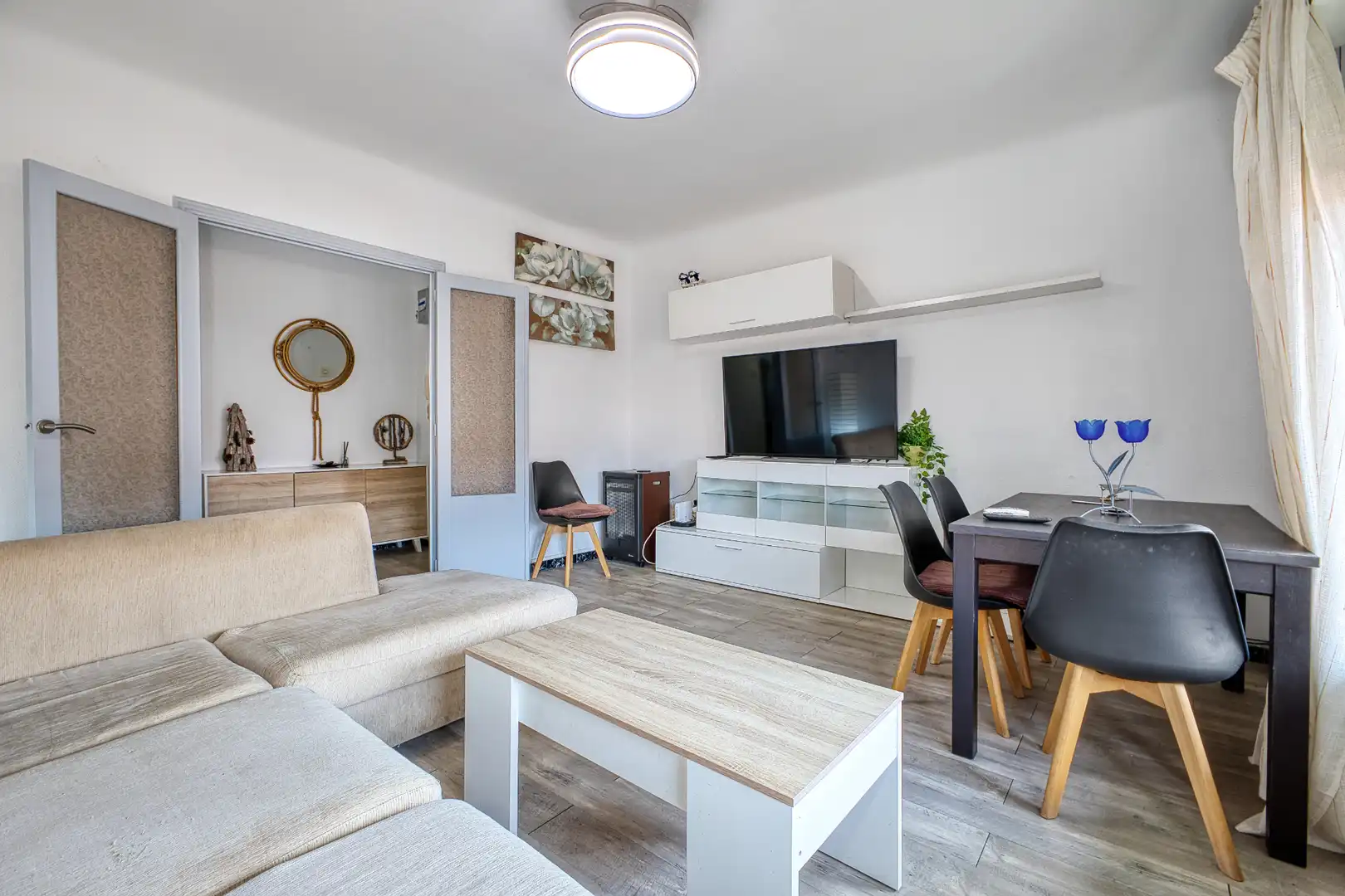 Sala d'estar de Pis en venda en Jijona / Xixona amb Aire condicionat, Calefacció i Parquet