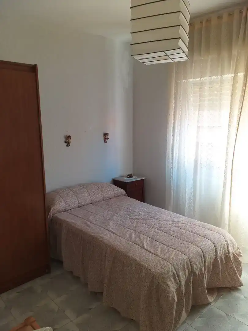 Habitación de Piso en venta en Cañamero con Amueblado