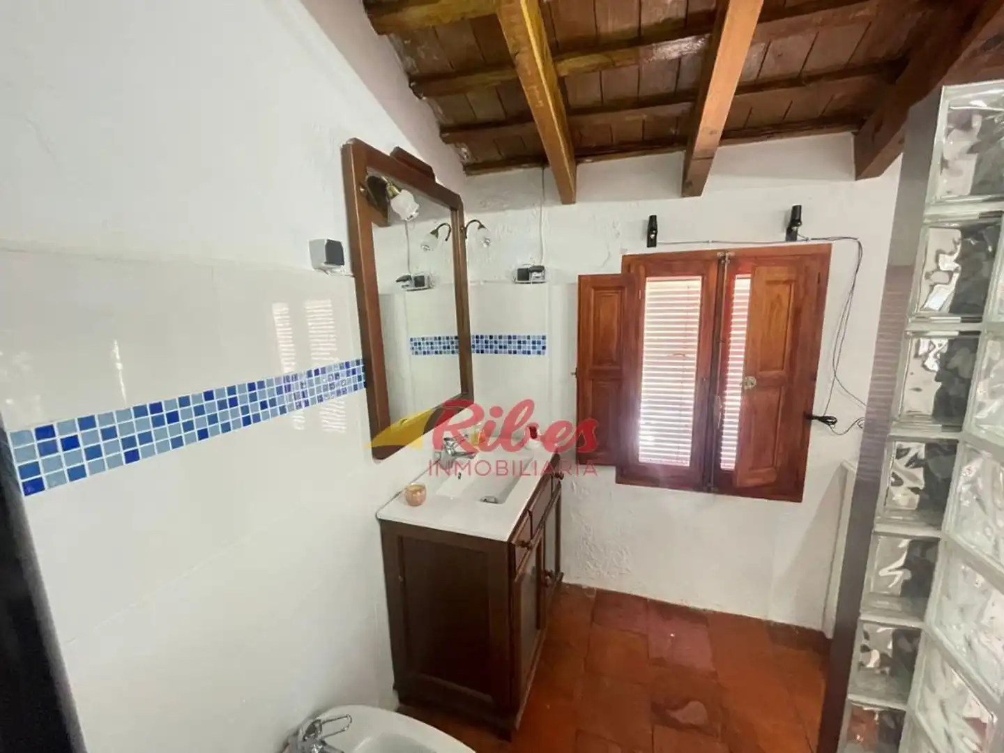 Baño de Finca rústica en venta en Cullera con Aire acondicionado, Jardín privado y Terraza