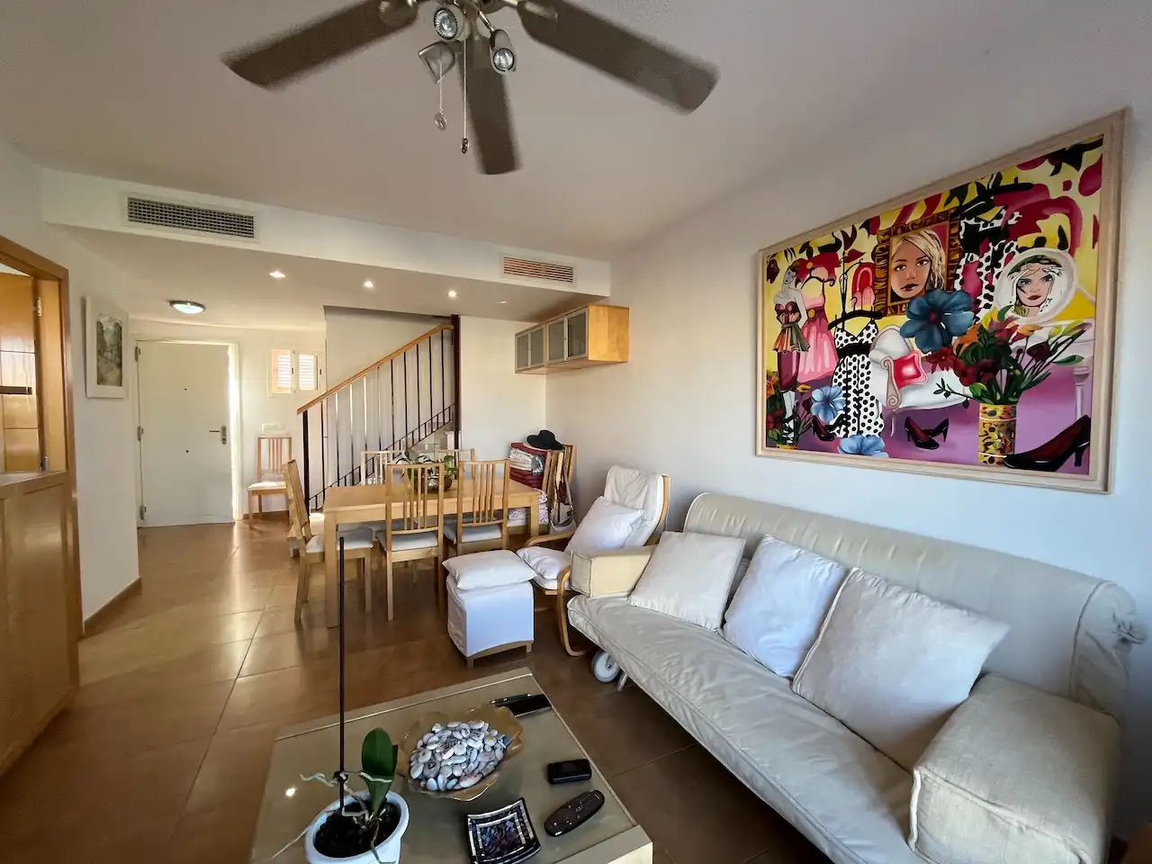 Sala de estar de Casa adosada en venta en Vélez-Málaga con Aire acondicionado, Calefacción y Jardín privado