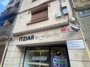Casa in vendita a Calle Lucrecia Arana 79