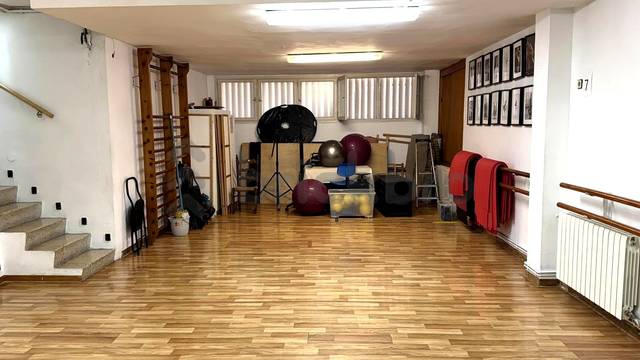 Local comercial en Venta en Carrer d'Escipió en El Putget i el Farró